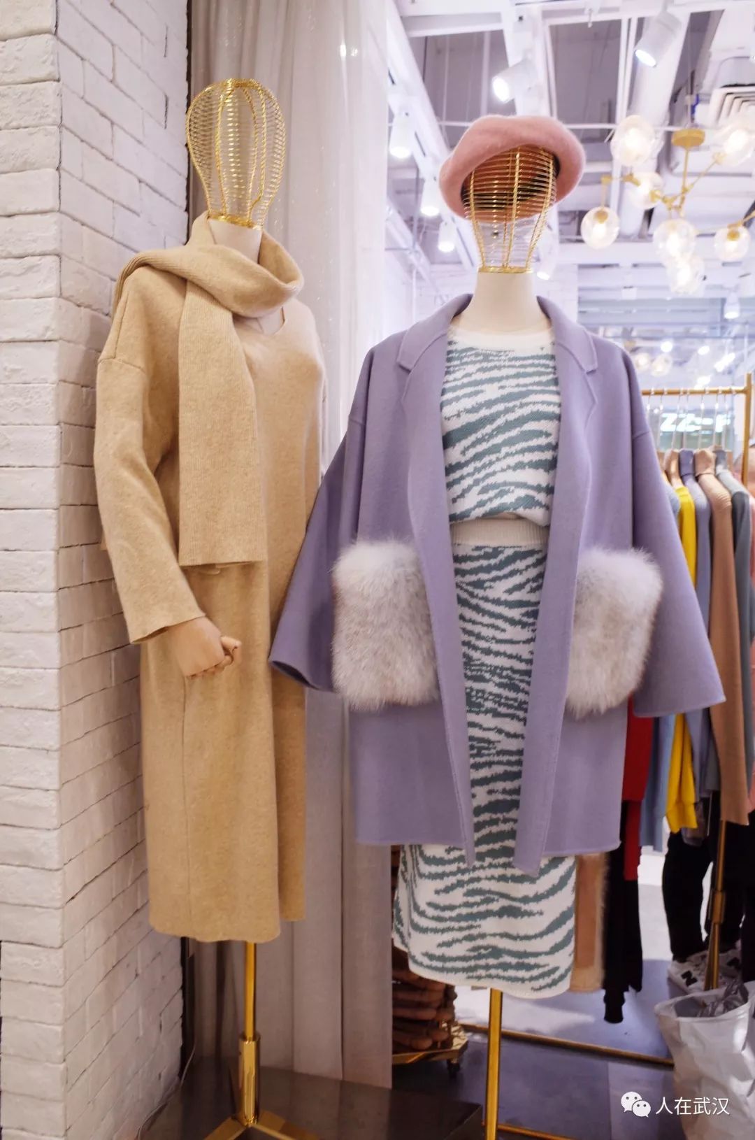 汉正街什么时候卖冬季清仓衣服,汉正街品牌大楼清仓甩卖现场