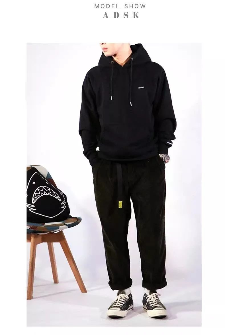 我和男朋友的服装对比,与闺蜜男朋友穿情侣装