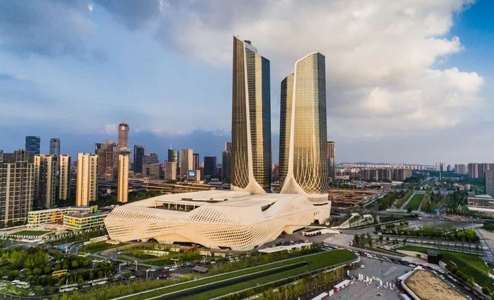 大兴机场扎哈原始方案像什么,扎哈为什么设计北京大兴国际机场