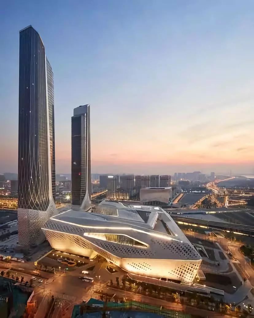 大兴机场扎哈原始方案像什么,扎哈为什么设计北京大兴国际机场