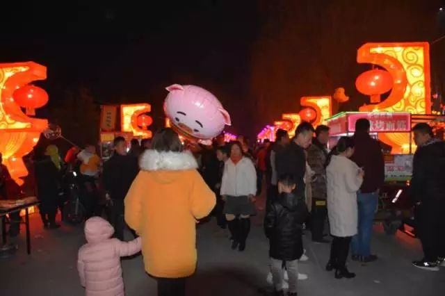 「慢城·关注」玉来玉好醉美蓝田年丨春节前三天，各景区人气火爆