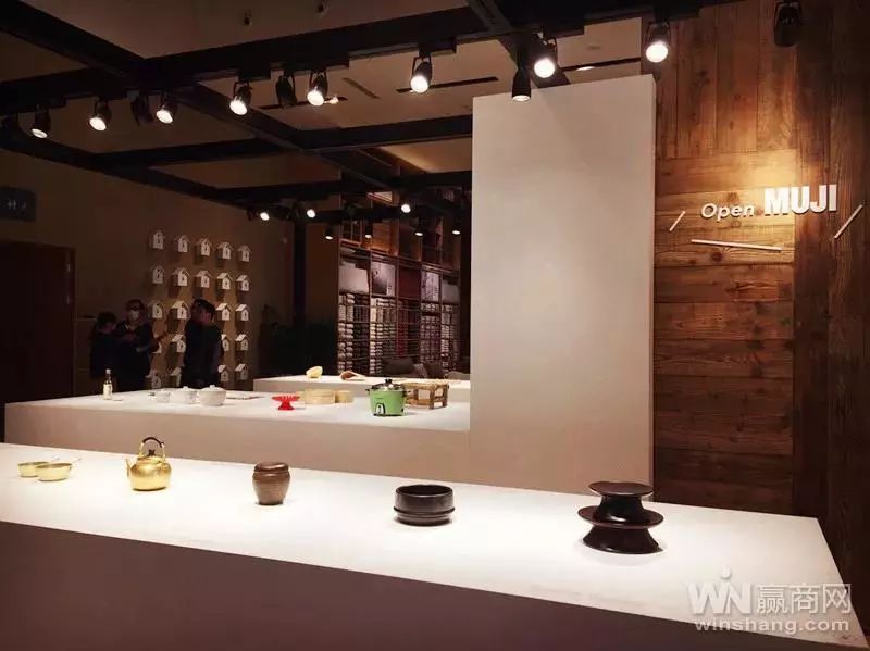 新春回顾｜2018年，你有没有被这些超级旗舰店刷爆朋友圈？