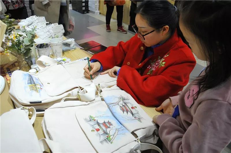 秦淮礼物怎么选,秦淮礼物最值得买的