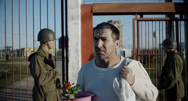 全世界最穷的总统,世界上最穷的国家总统