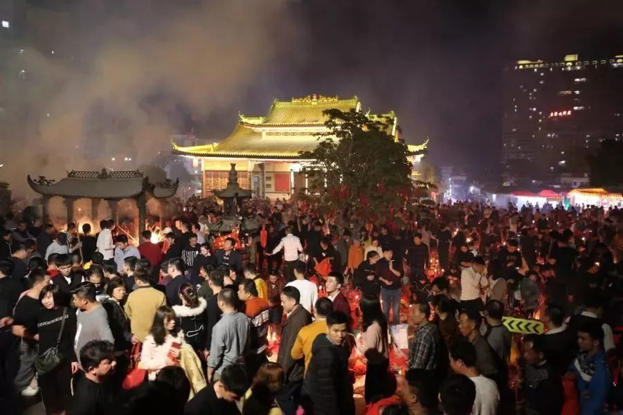 震撼南京灯光秀,玄武山最新景点