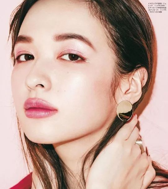 拒绝节后倦容森绘梨佳的春色涟漪妆帮你打造好气色