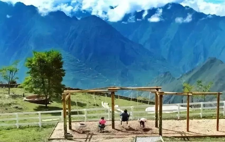 刷新你的世界观！国内最受欢迎的顶级野奢酒店，美到极点奢华到极致！享受质感生活，选这儿准没错！