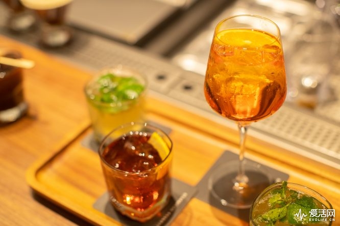 星巴克意大利第一家,星巴克意大利style