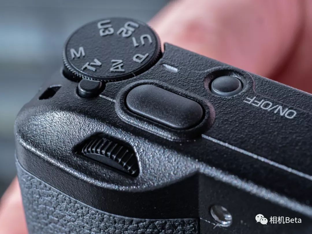 要价6100元，这样的理光GRIII你会买吗？