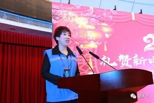 墨墨新年祝福视频,默默的祝福