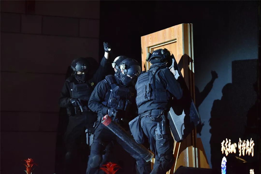 轨道公交分局,轨道交通集团2020总结表彰大会