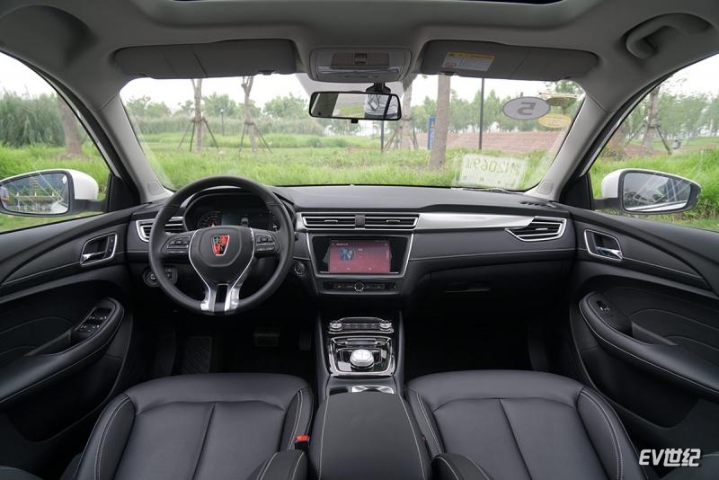 荣威ei5新能源纯电动车,全新纯电休旅车荣威ei5有话说