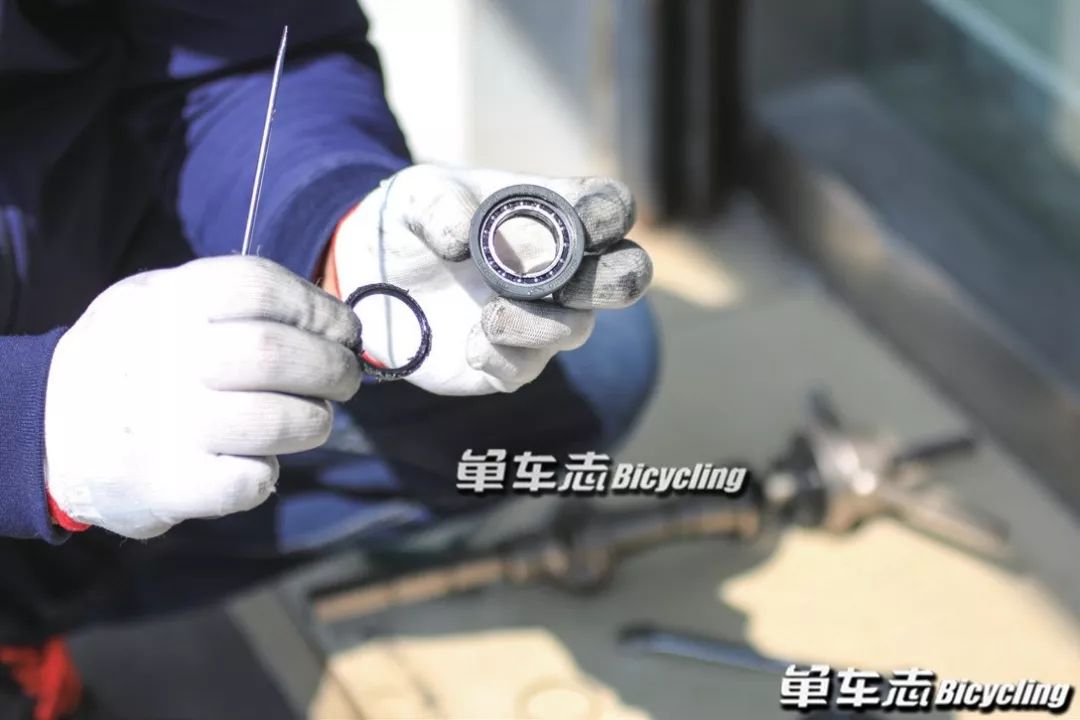 山地车五通滑牙修复多少钱,山地车五通清洗