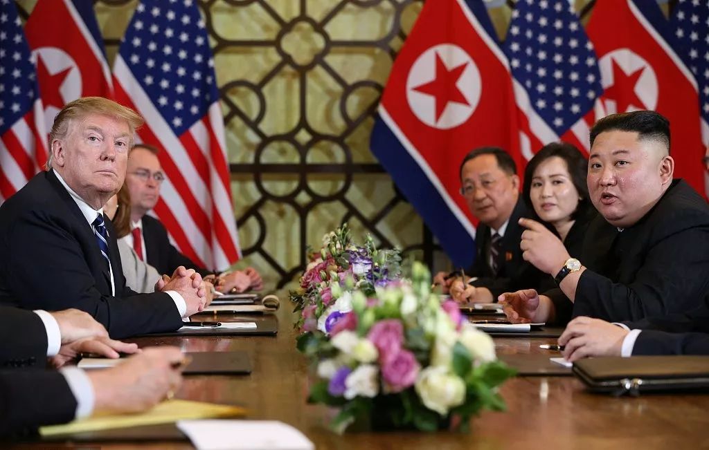 中美两次会议对比,朝美三次会谈