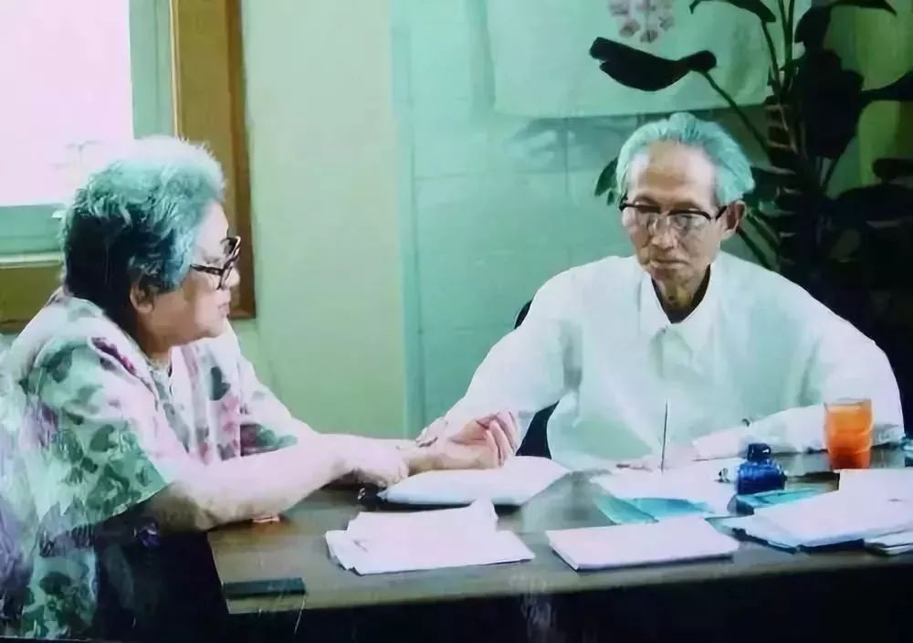 老中医坚持养生的例子,老中医养生功法