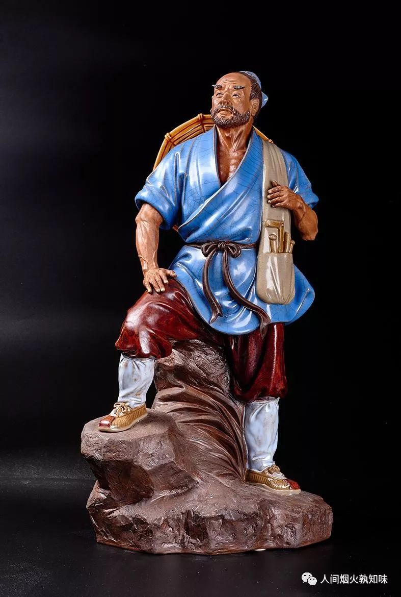 在又是风筝飞满天的阳春三月，你还记得儿时自制风筝陀螺等玩具么