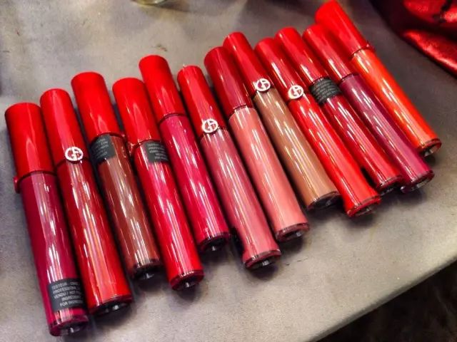 怎么让男朋友理解口红价格 (如何和男生解释口红价格)