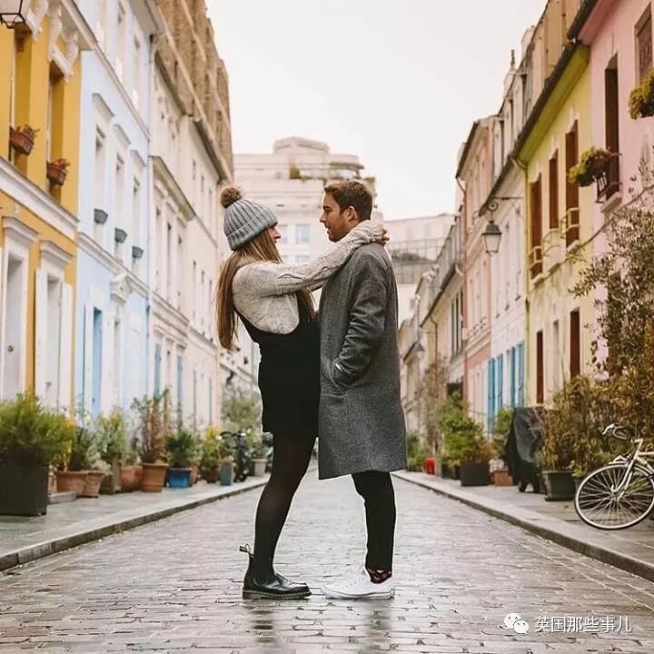 当自家门口变成网红打卡地 (一不小心家门口成了网红打卡地)