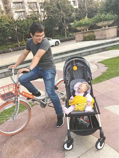 地铁“体检员”：痒了给它“挠挠”痛了给它“搽药”