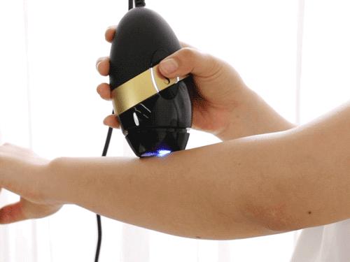 让我在你的肌肤上滑行，抚平每一个毛孔