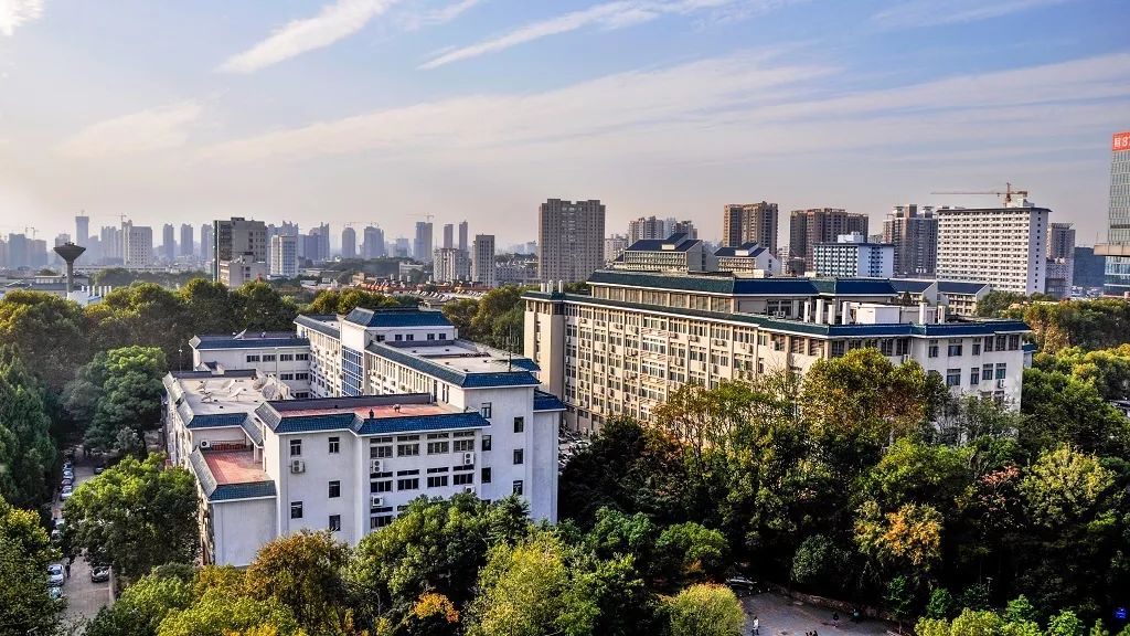 腾讯、联通、新东方都准备来华师“抢人”，本周就业讲座通知汇总，赶紧安排一下！