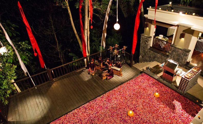 南京温泉度假村别墅,南京汤山涵田春之谷温泉度假酒店