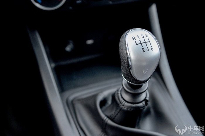 东风皮卡锐骐6和长城风骏7哪个好,2022款风骏7四驱柴油皮卡车