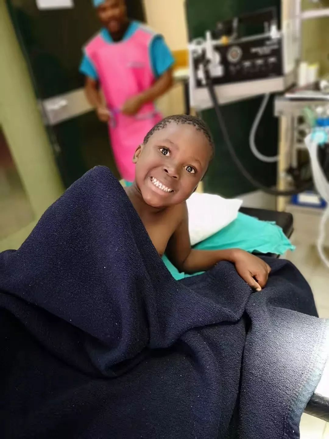 鎶ゅ＋琚壘鍏归拡澶存墡浜嗗涔呰兘鎶借,鏈腑琚拡鍒轰激