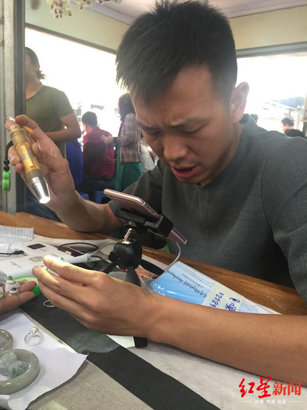 缅甸源头翡翠直播现场代购,缅甸捡漏玉石直播