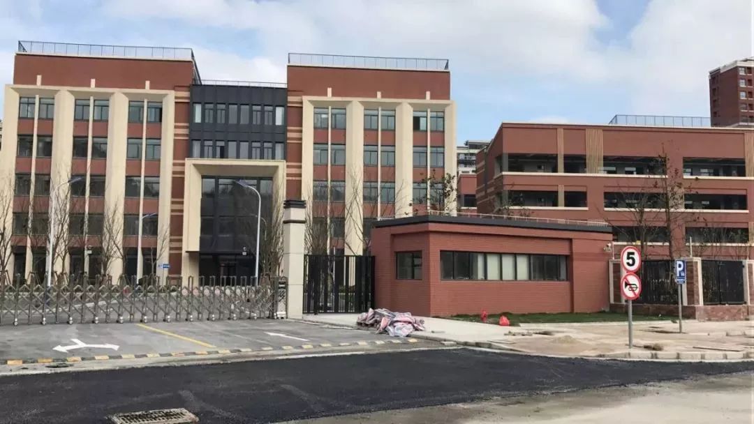 泗泾九年一贯制学校,泗泾镇人才公寓