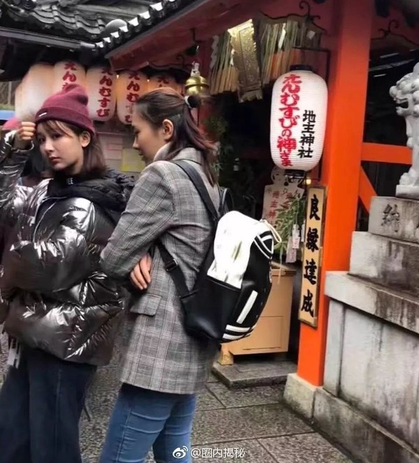 杨紫和男星亲密互动,杨紫和张一山比较亲密的照片