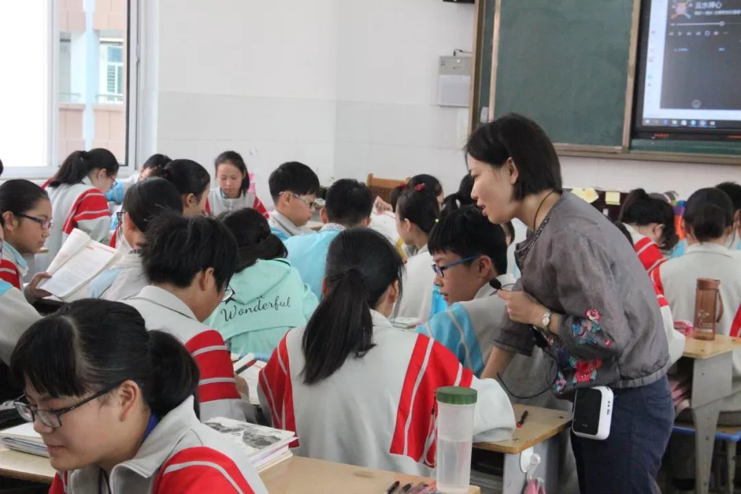 教师职称和教师待遇,关于教师薪资待遇的意见