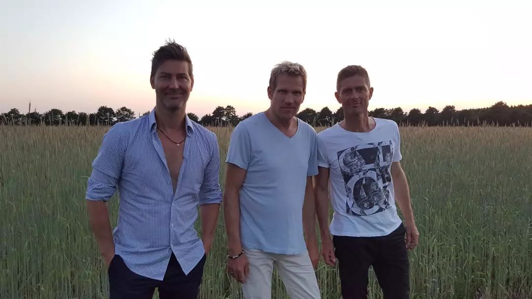 盘点全网老外翻唱中文歌曲系列,老外翻唱中文歌的名场面