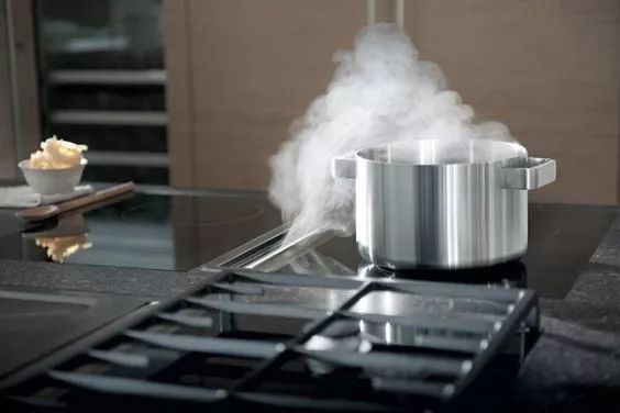 锅盖烫手妙招,锅盖倒扣方法