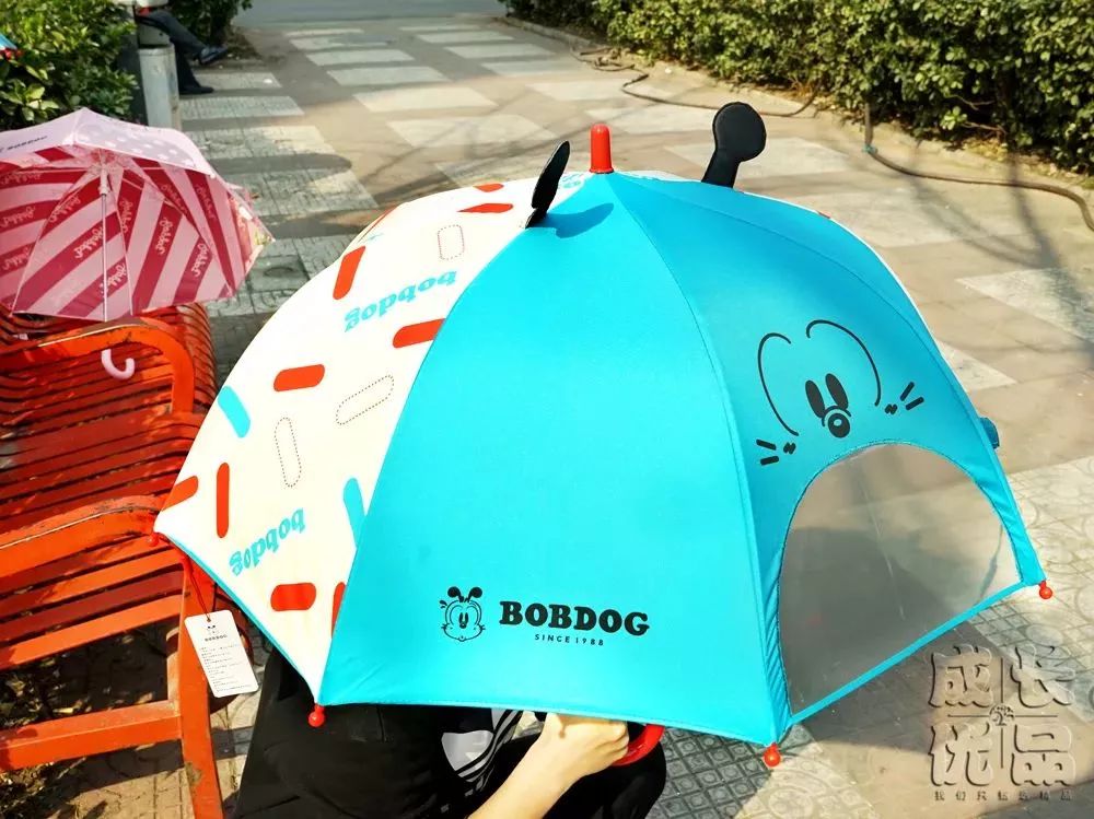 一件雨衣能穿多久,一件好衣服可以穿多少年