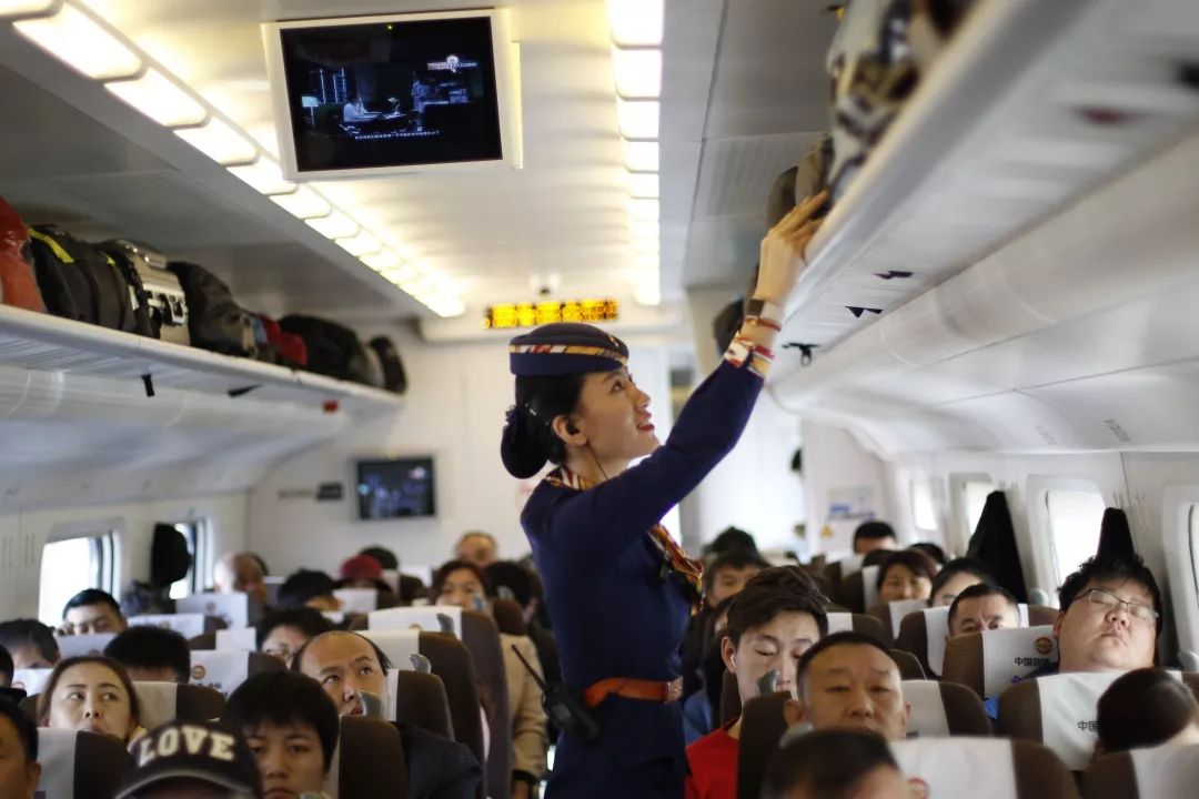 哈密人速看!!千万别错过,哈密去这些地方居然还有打折机票!低至0.6折!!现在还....