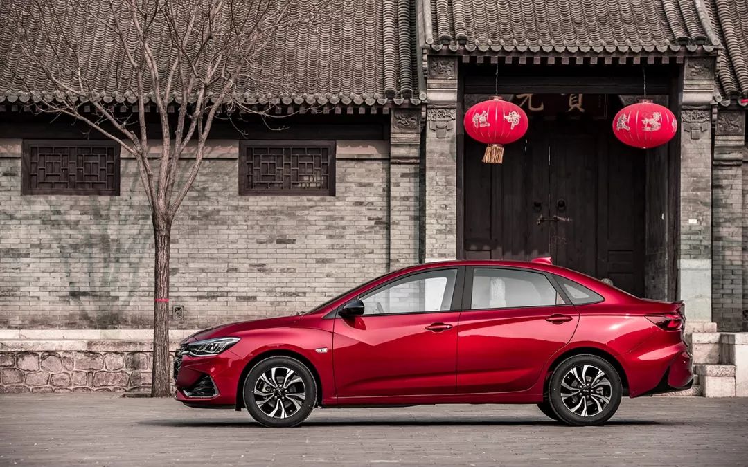 雪佛兰科鲁泽动力好强,有活力更出彩