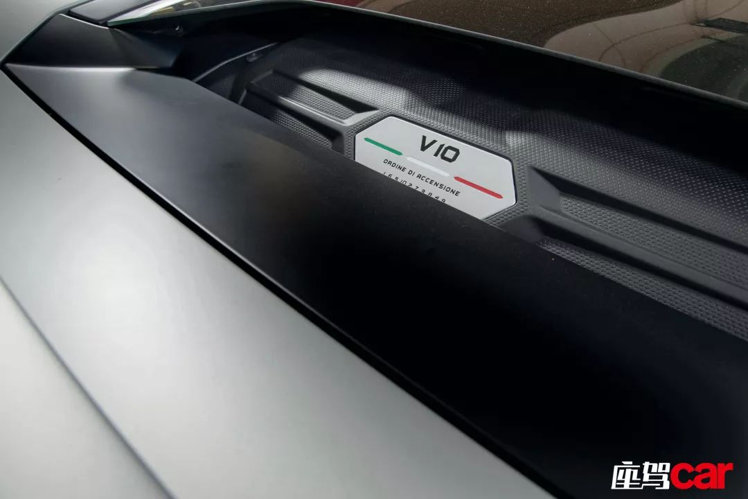 2020车展兰博基尼huracan小牛,兰博基尼小牛huracanevo过减速带