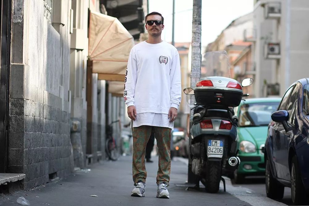 成龙和权志龙谁名气最大,成龙和权志龙