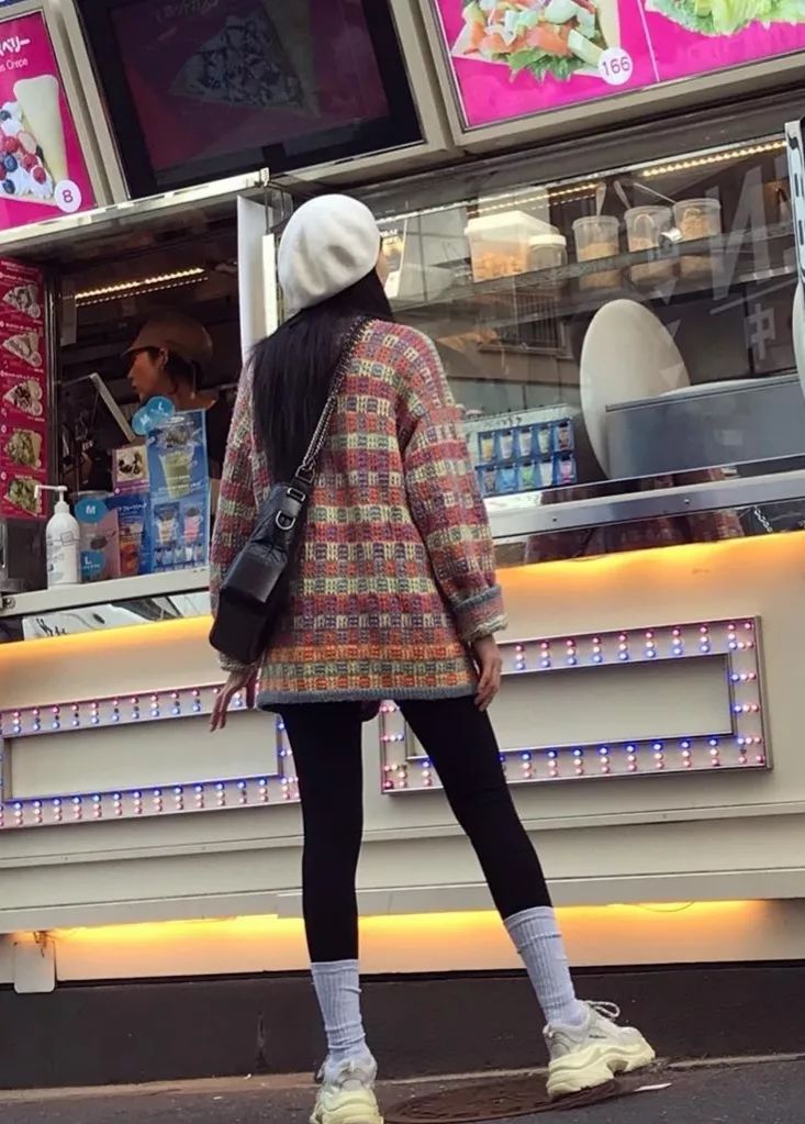 泫雅衣着,泫雅衣服怎么搭配