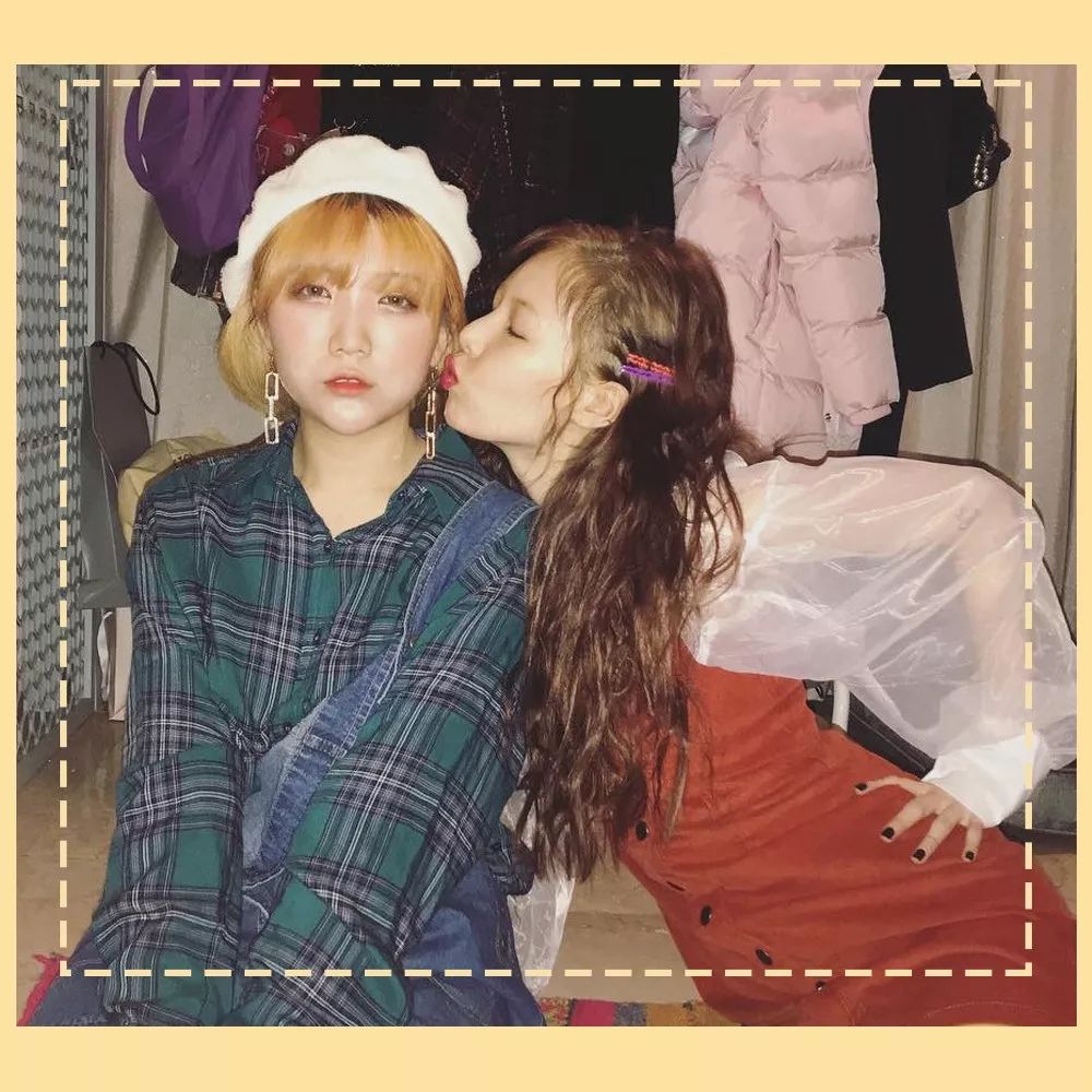 泫雅孔雪儿关晓彤,关晓彤和泫雅撞衫