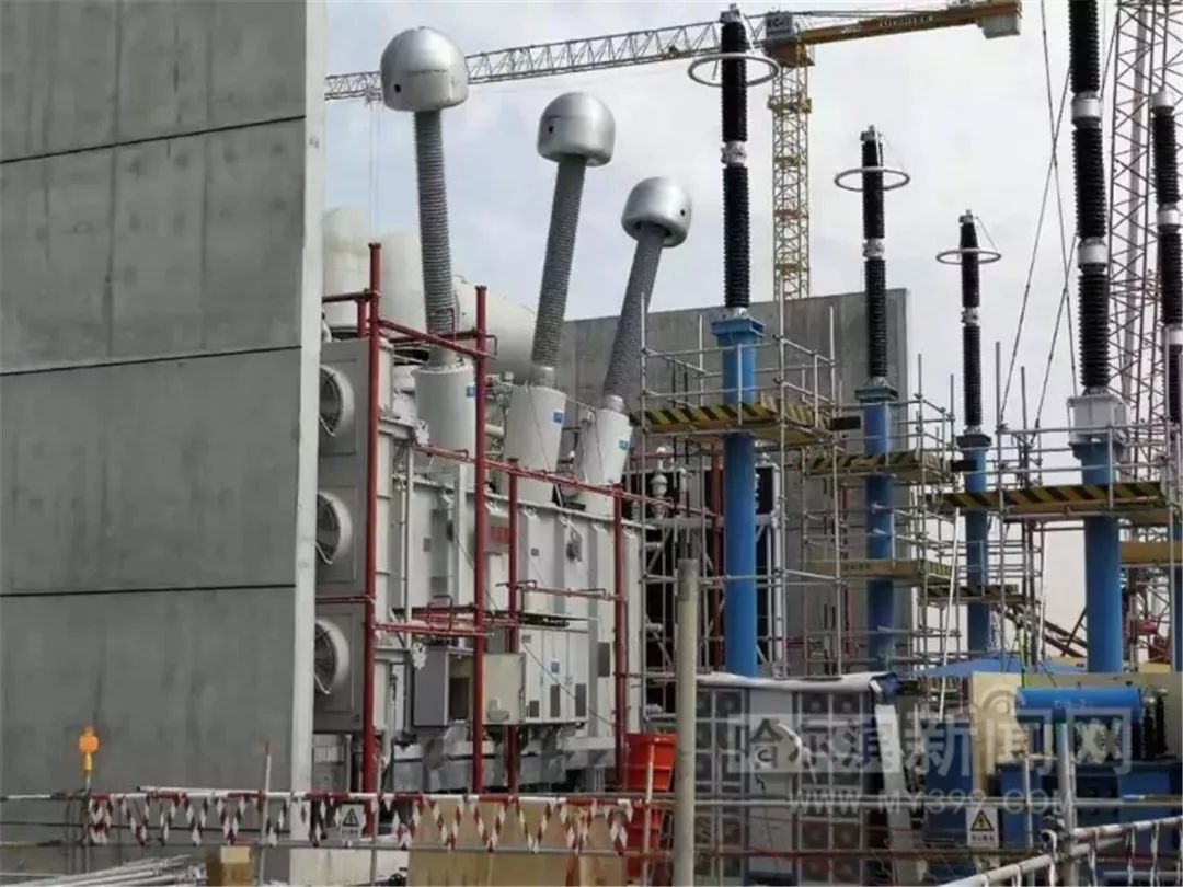 【冰城新闻】哈尔滨企业在迪拜建电站｜储煤场就有12座标准足球场大，创了个世界纪录