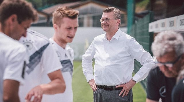 德国足球队一路走来真不容易,德国足球何去何从