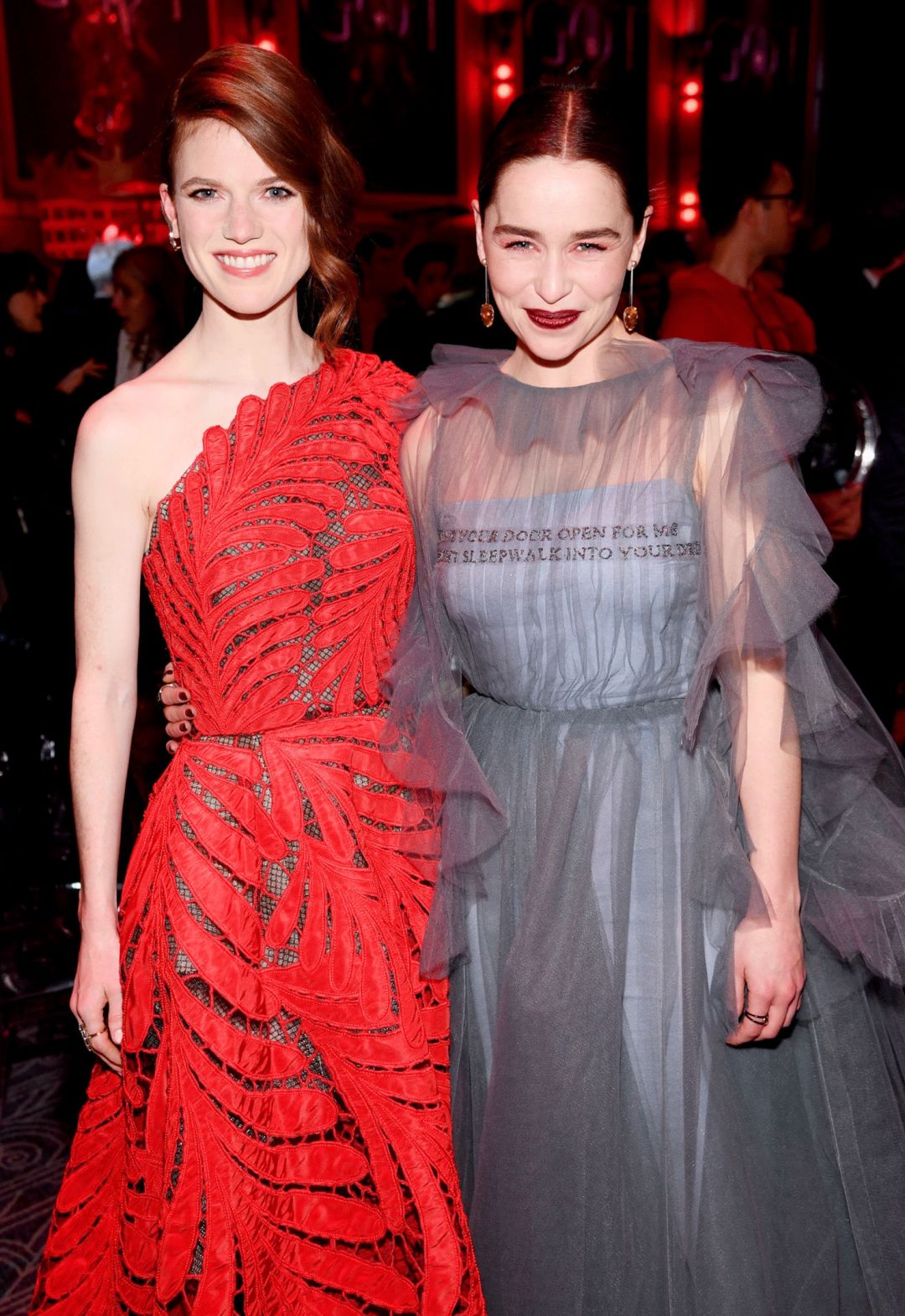 《权力的游戏》最后一季来了，全世界都在怎么嗨？