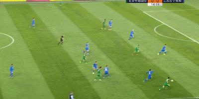 张玉宁超级世界波破门,张玉宁巴坎布推射