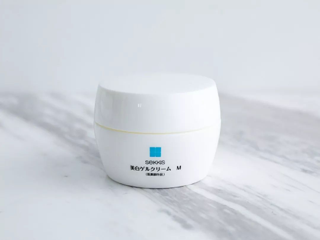 媲美大牌的平价面霜，不到一个月让我白了两度，连斑都看不见了！