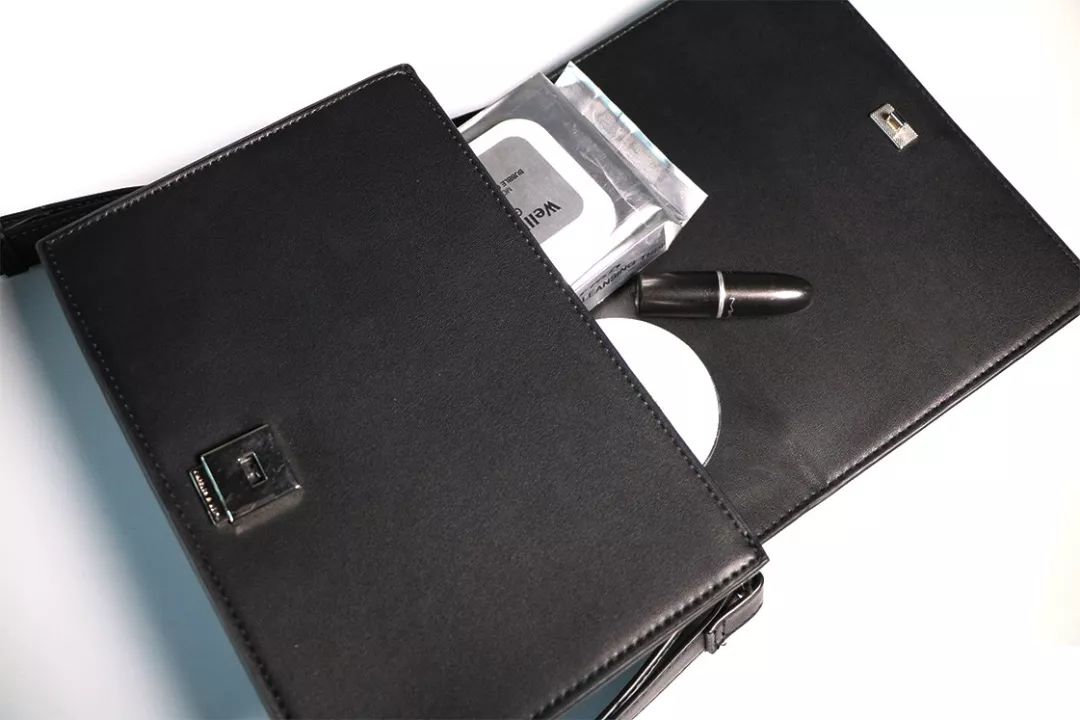 39岁全智贤又凭素颜上热搜？这么多年她怎么就不显老！