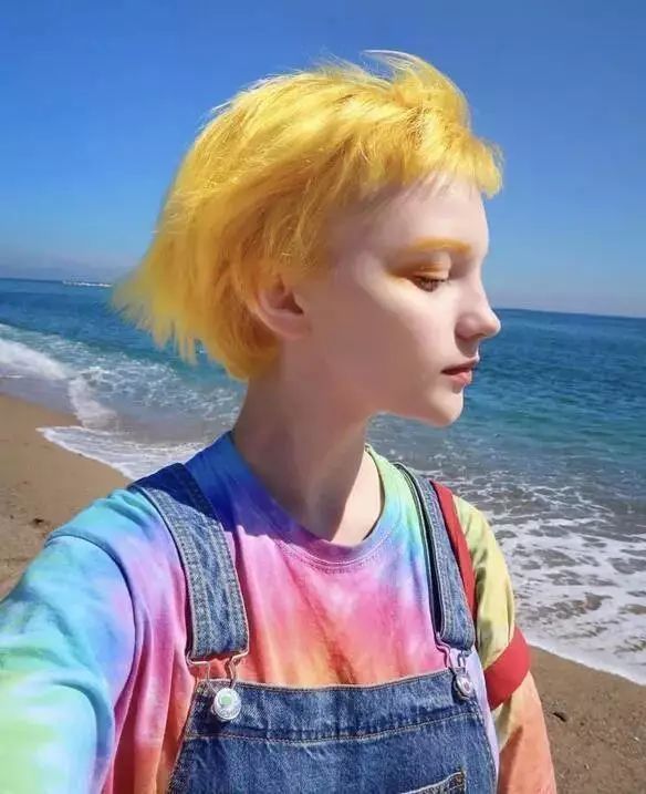 染发狂人发色,染发狂人