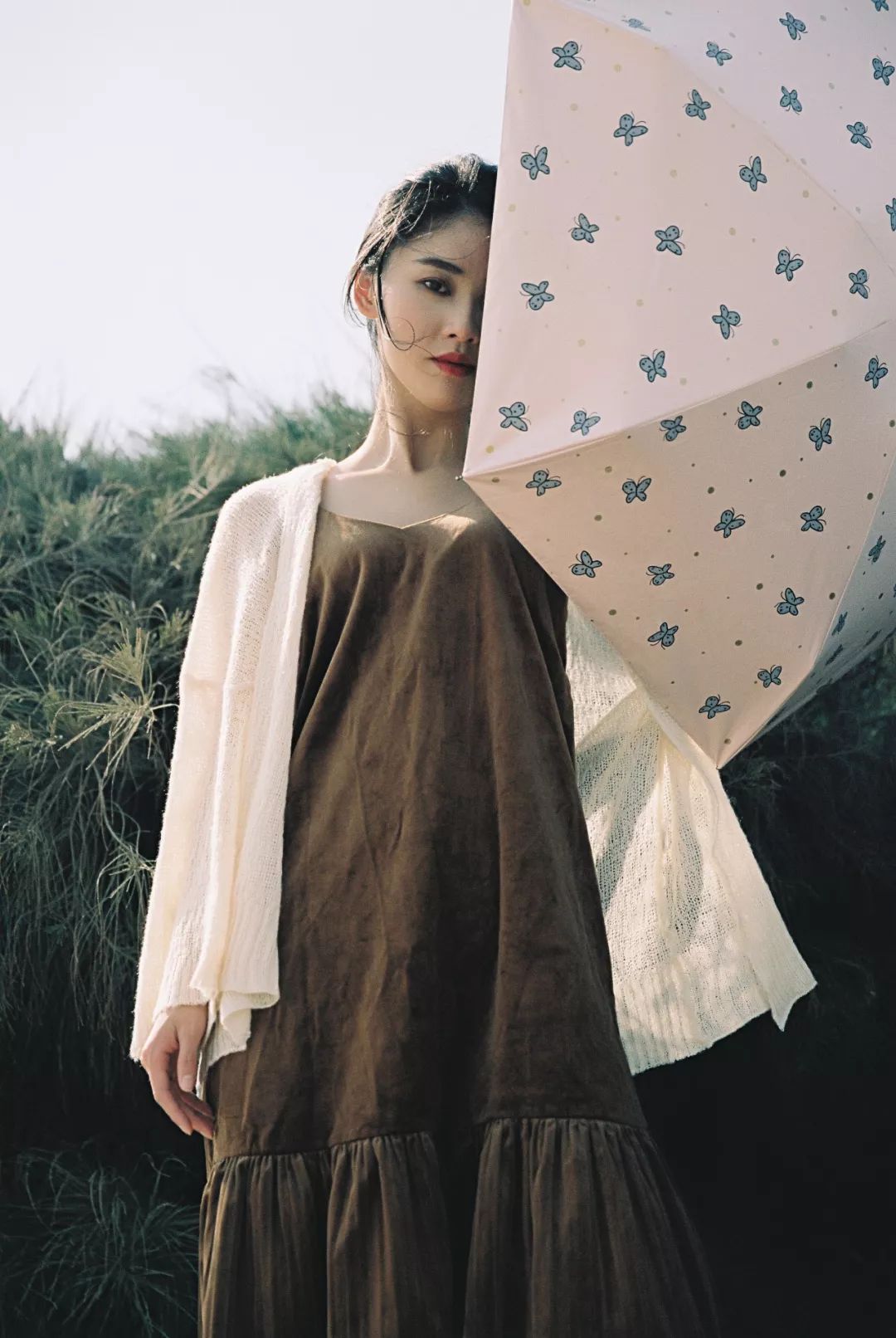 必备的防晒喷雾防晒衣遮阳伞,太阳伞防晒推荐