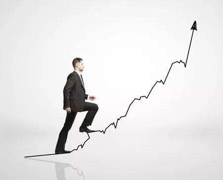 房子自己装修还是找装修公司,套房装修为何不找装修公司